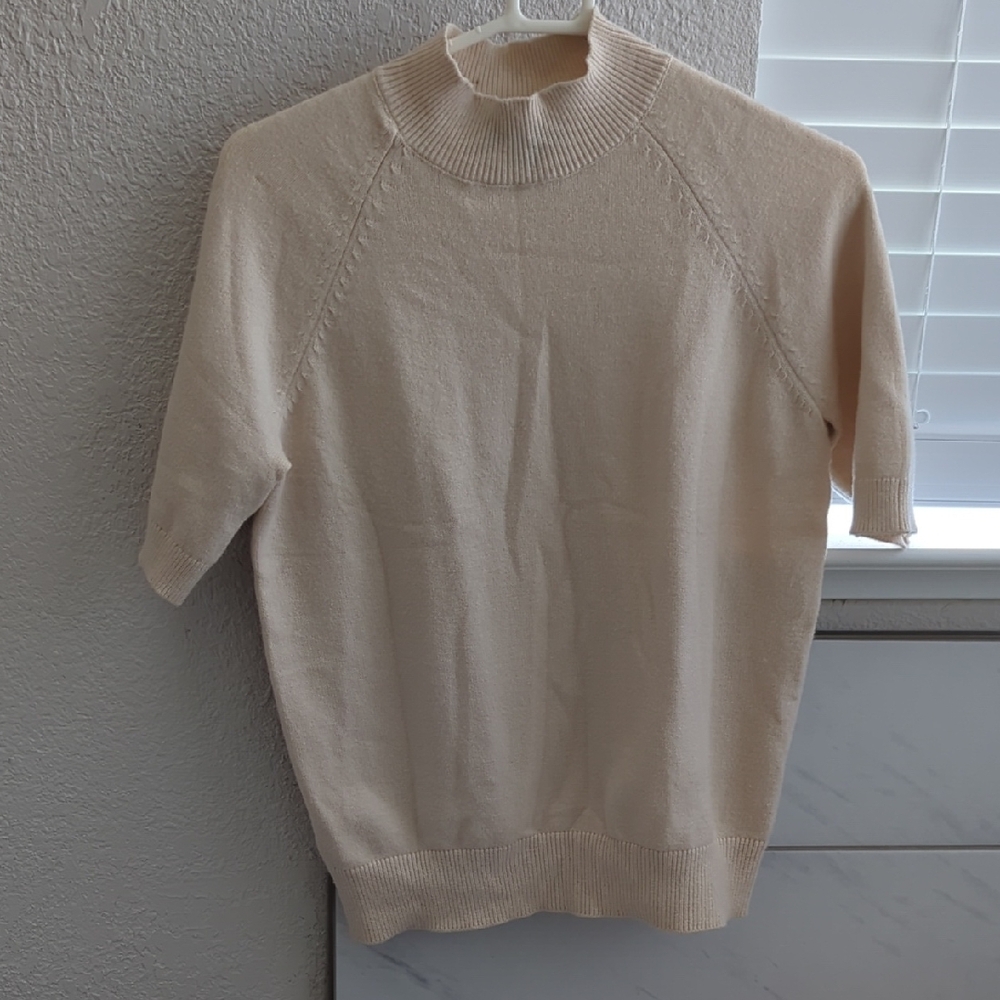 Ann Taylor Cream Short-Sleeve Mock Neck Sweater